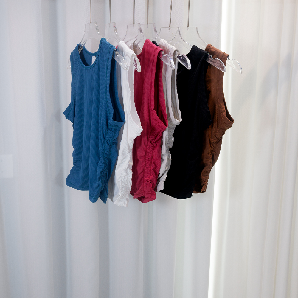 Tank Top Ribbed - 夏用ヨガウェア リブ編みタンクトップ ノースリーブ クールショートTシャツ スリムフィット ハイウエスト