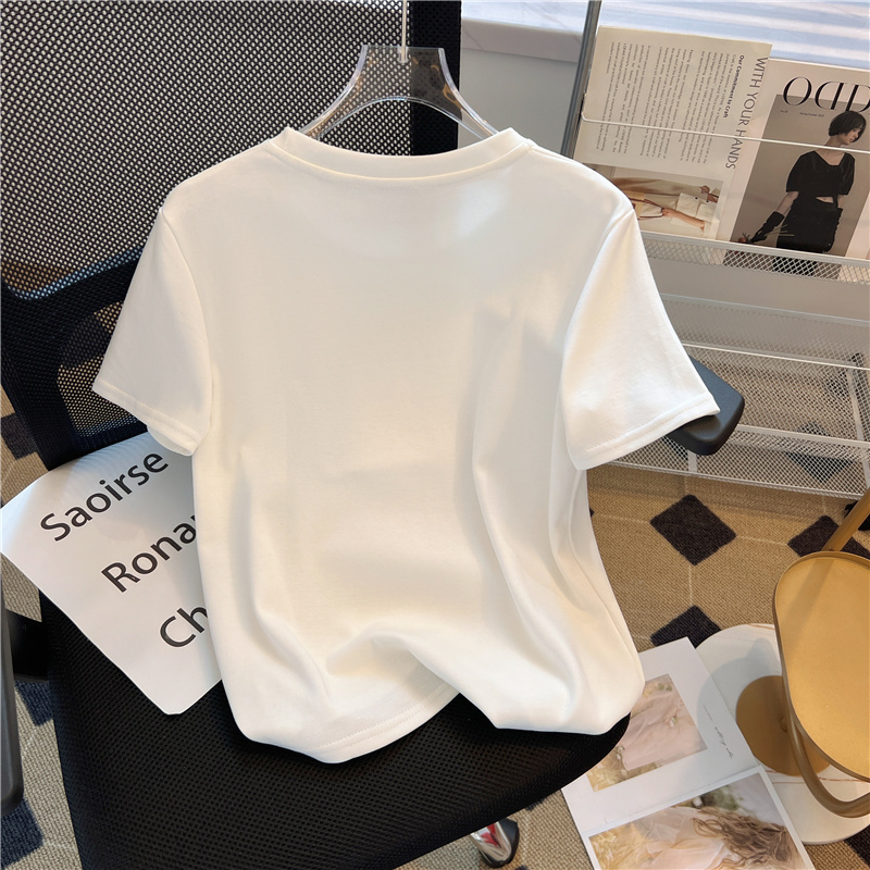 スリムフィット刺繍入り半袖Tシャツ女性のルーズスタイル夏の新 - Base Layer Top のレビューと価格