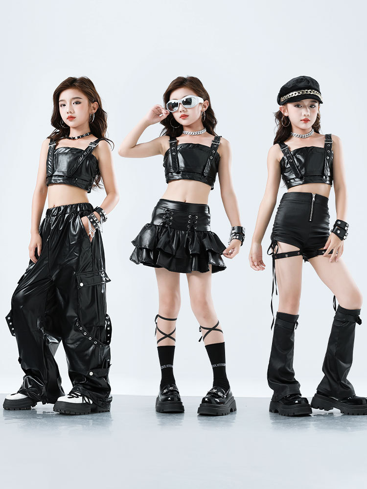 子供用KPOPヒップホップ服、黒のフェイクレザークロップタン - Suspender Tank Top のレビューと価格